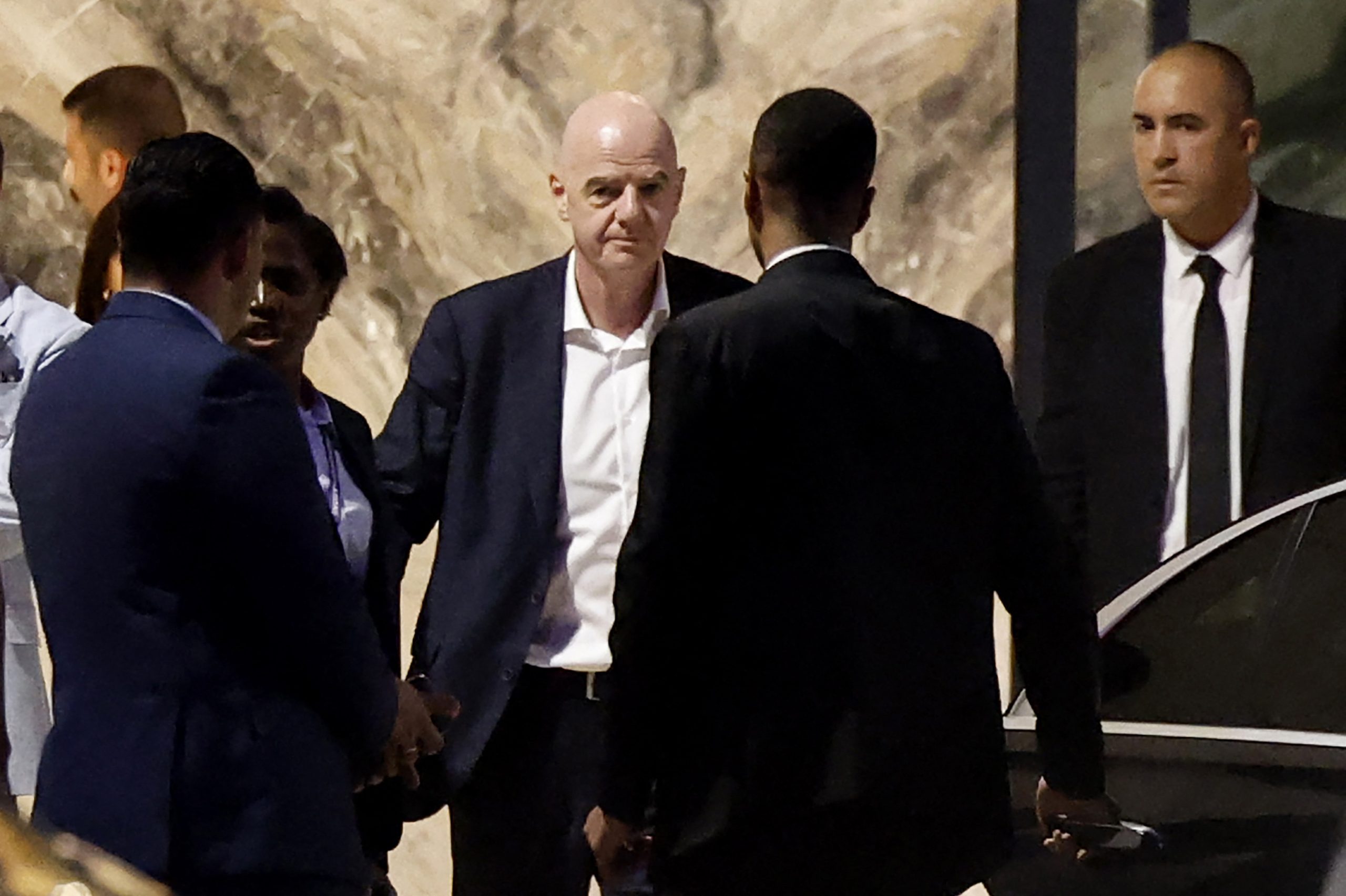 FIFA apologises over investor plan, backs Infantino despite backlash