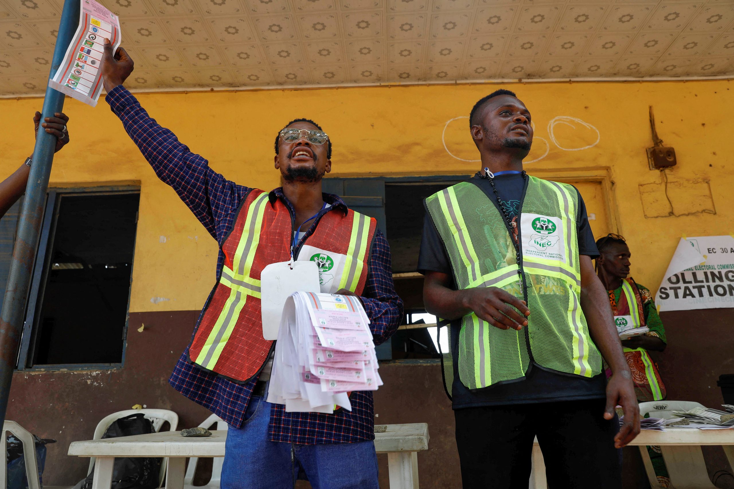 Nigeria 2027: Tinubu’s party woos the Lagos it lost