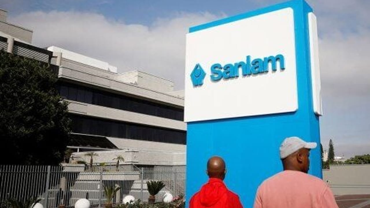 Insurance: Sanlam-Allianz partnership reshuffles the cards in ...