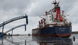 An oil vessel waits at the loading and discharging point of the Dangote refinery, during the visit of Deputy Secretary-General of the United Nations, Amina Mohammed to the Dangote Industries oil refinery and fertilizer plant site in Ibeju Lekki, Lagos, Nigeria, April 6, 2026. © REUTERS/Sodiq Adelakun