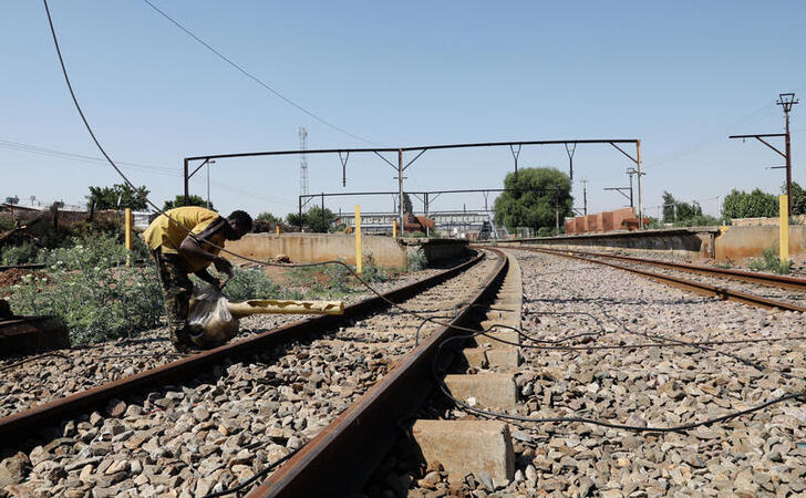 South Africa: Police failure on copper theft leaves communities to ...